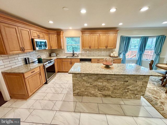 1003 WILTSHIRE DR, La Plata, MD 20646