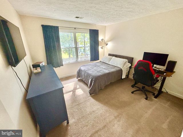 1003 WILTSHIRE DR, La Plata, MD 20646