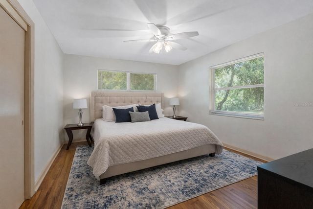 2201 PARK STREET N, St Petersburg, FL 33710