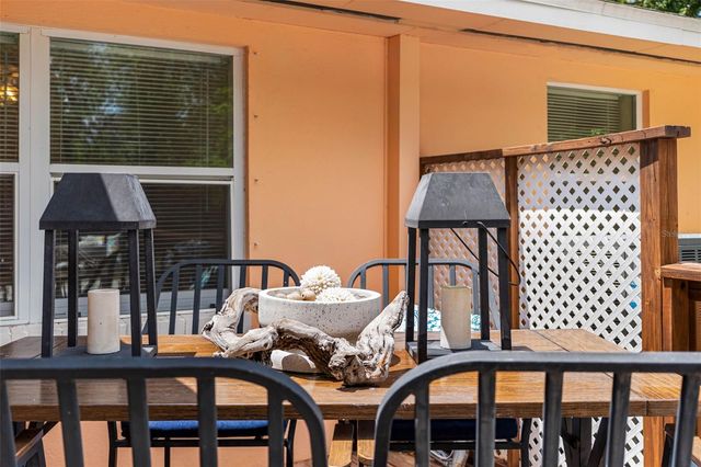 2201 PARK STREET N, St Petersburg, FL 33710