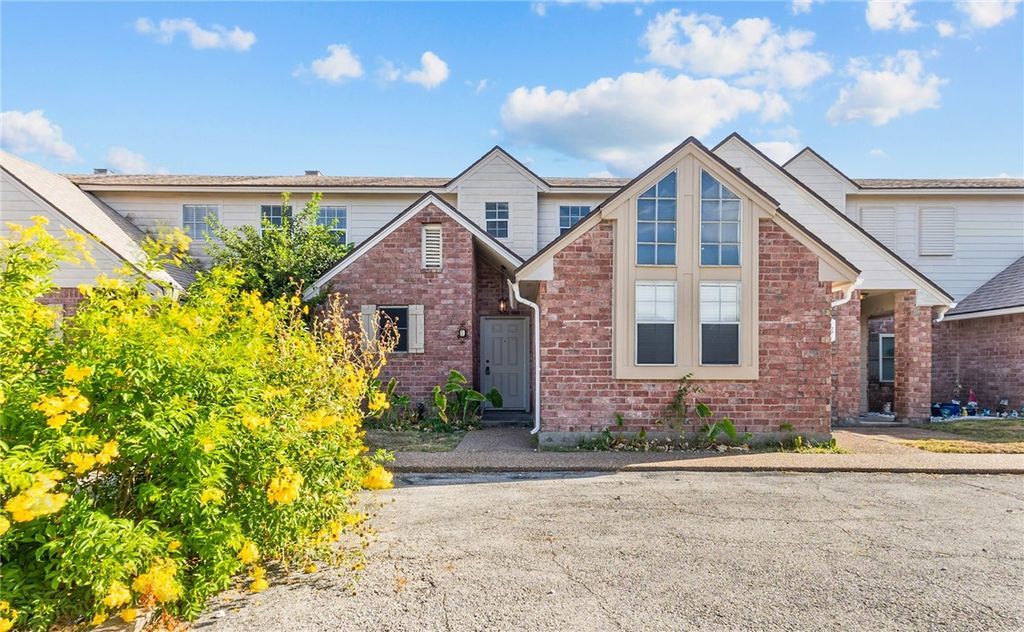 1001 W Bayview Blvd D, Portland, TX 78374 — exterior