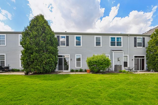1212 Courtland Circle S, Plainfield, IL 60586