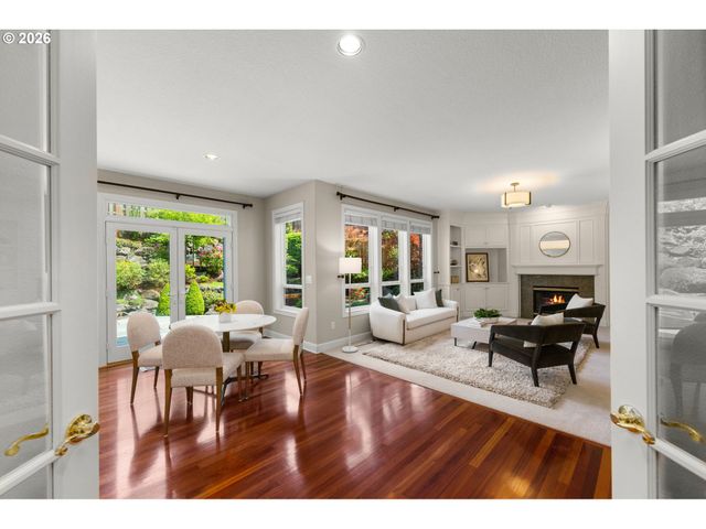 2358 Nw WOODROSE Dr, Portland, OR 97229