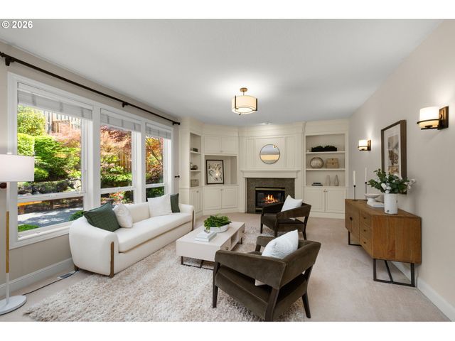 2358 Nw WOODROSE Dr, Portland, OR 97229