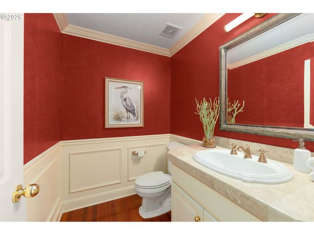 2358 Nw WOODROSE Dr, Portland, OR 97229
