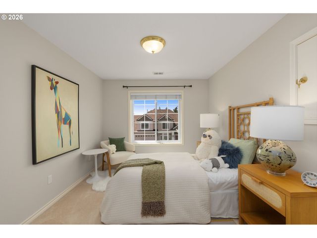 2358 Nw WOODROSE Dr, Portland, OR 97229