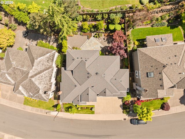 2358 Nw WOODROSE Dr, Portland, OR 97229