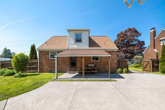 339 E 38TH Street, Erie, PA 16504