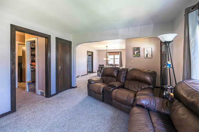 339 E 38TH Street, Erie, PA 16504