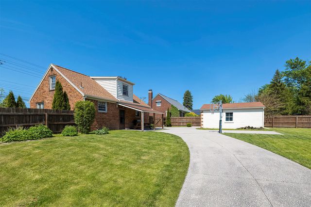 339 E 38TH Street, Erie, PA 16504