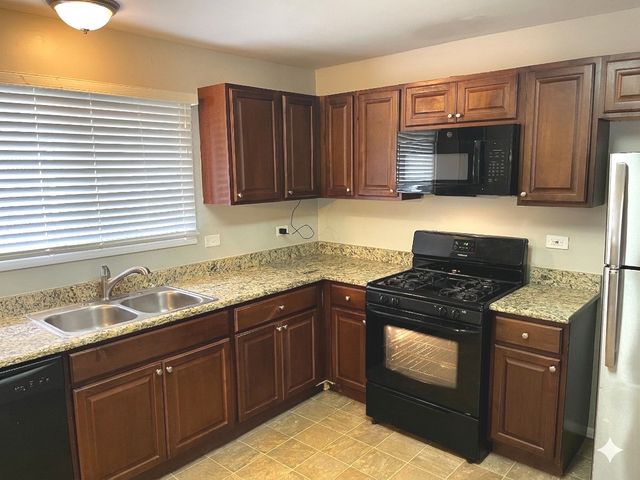 6128 Wedgewood Court, Matteson, IL 60443