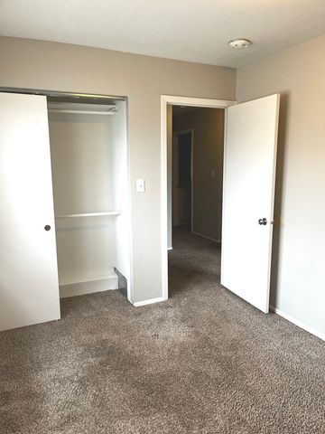 6128 Wedgewood Court, Matteson, IL 60443