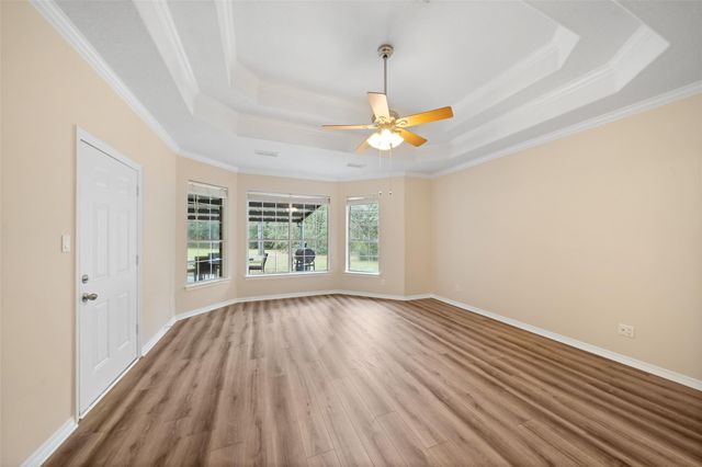 18451 Hills Lake Ct, Montgomery, TX 77316