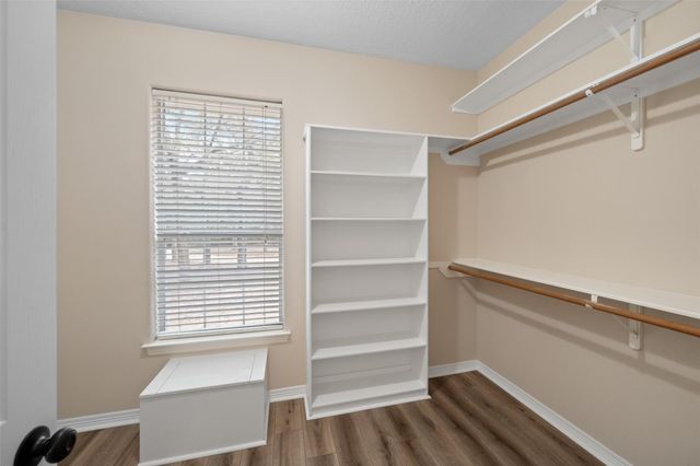 18451 Hills Lake Ct, Montgomery, TX 77316