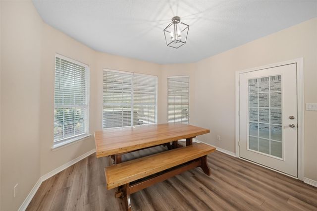 18451 Hills Lake Ct, Montgomery, TX 77316