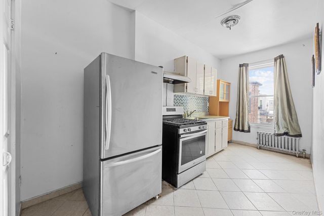 60 Richmond Street, Brooklyn, NY 11208