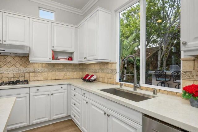 5572 Havenridge Way, San Diego, CA 92130