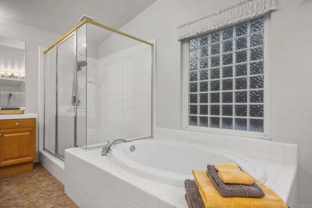 5572 Havenridge Way, San Diego, CA 92130