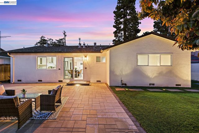 36543 Cedar Blvd, Newark, CA 94560