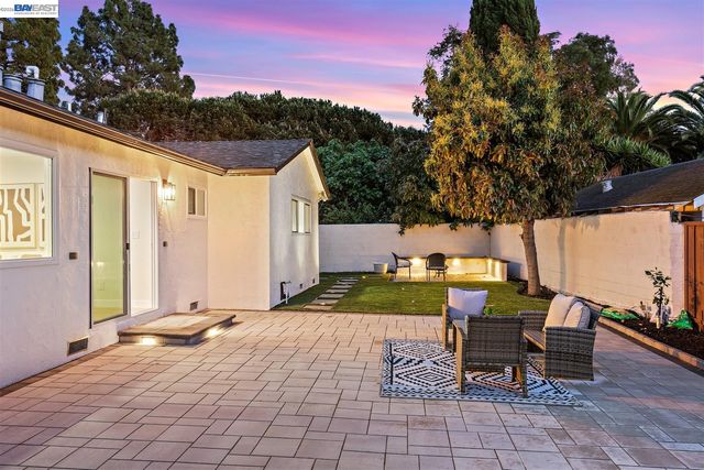 36543 Cedar Blvd, Newark, CA 94560