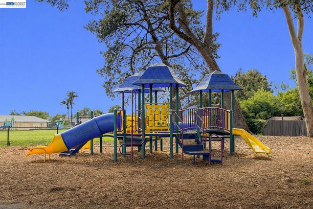 36543 Cedar Blvd, Newark, CA 94560