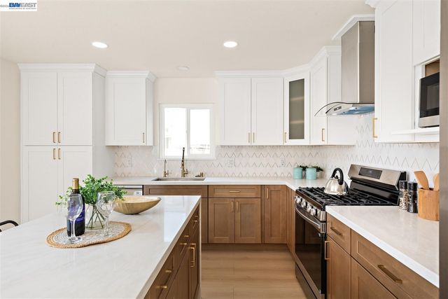 36543 Cedar Blvd, Newark, CA 94560