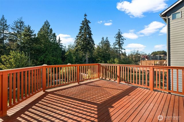 10546 Sentinel Drive, Gig Harbor, WA 98332