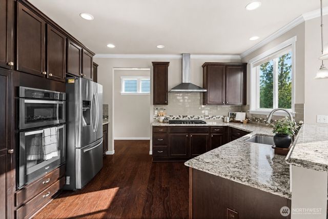 10546 Sentinel Drive, Gig Harbor, WA 98332