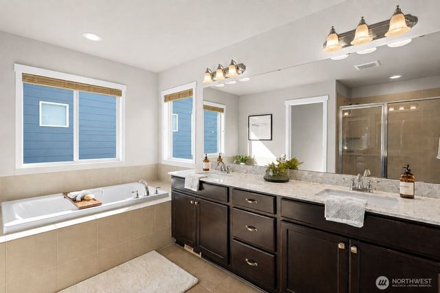 10546 Sentinel Drive, Gig Harbor, WA 98332