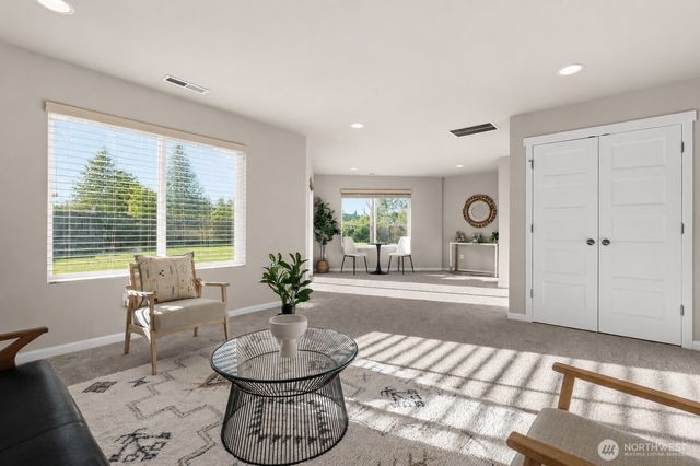 10546 Sentinel Drive, Gig Harbor, WA 98332