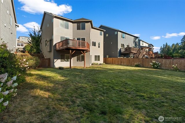 10546 Sentinel Drive, Gig Harbor, WA 98332