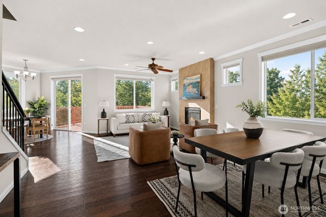 10546 Sentinel Drive, Gig Harbor, WA 98332