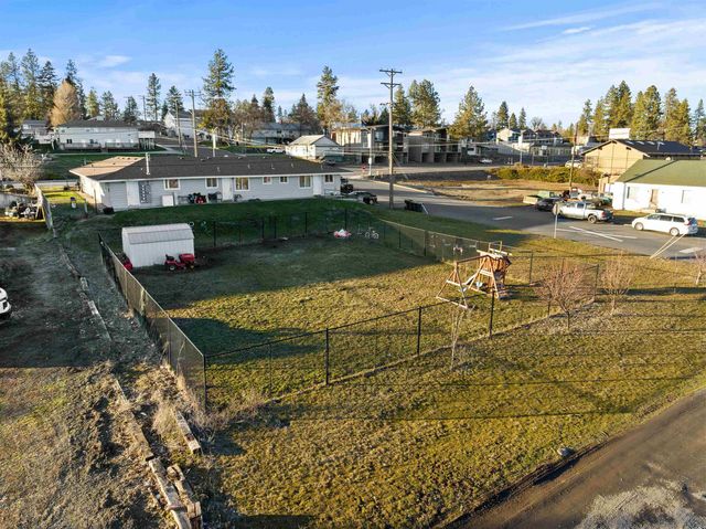 1239 1st St, Cheney, WA 99004