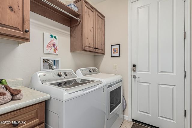 2551 E Canyon Crossing, Green Valley, AZ 85614