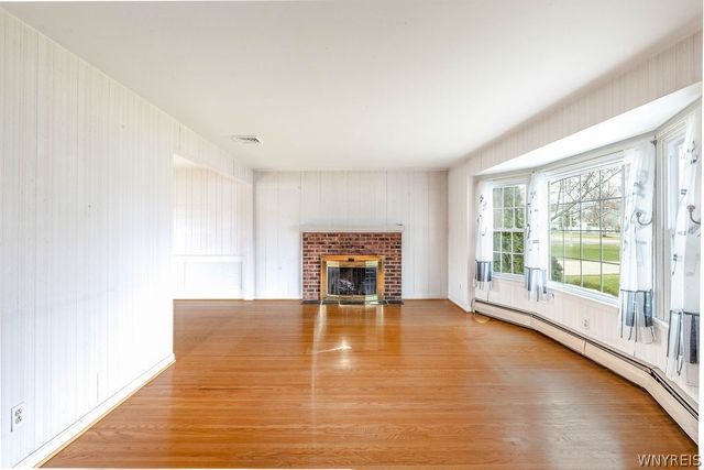 928 Baseline Road, Grand Island, NY 14072