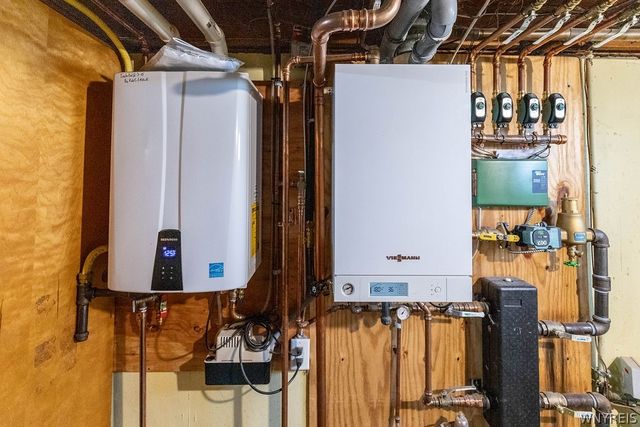 928 Baseline Road, Grand Island, NY 14072