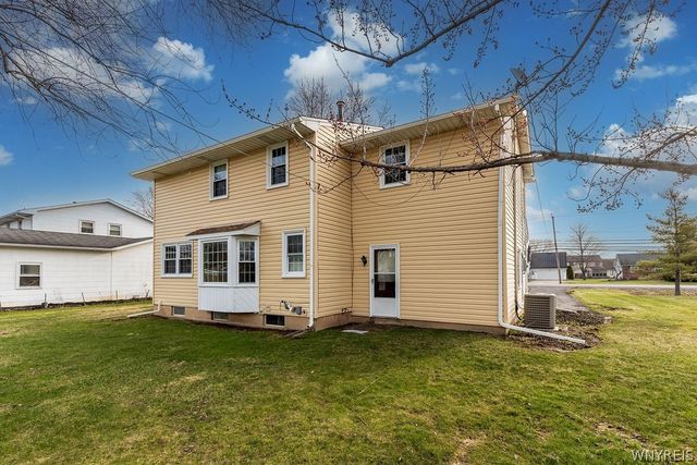 928 Baseline Road, Grand Island, NY 14072