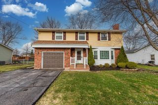 928 Baseline Road, Grand Island, NY 14072