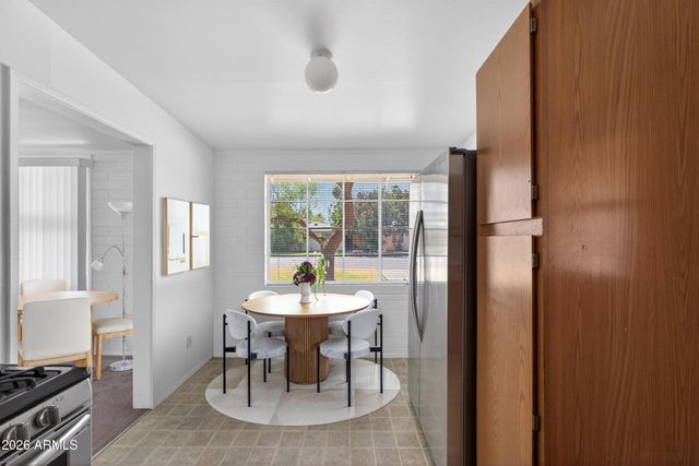 1613 S FARMER Avenue, Tempe, AZ 85281