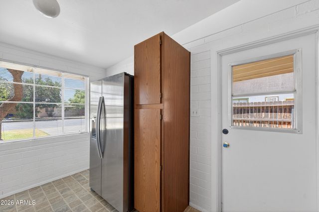 1613 S FARMER Avenue, Tempe, AZ 85281