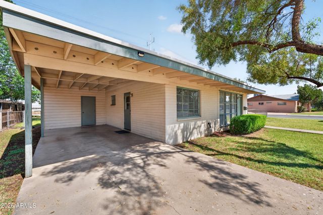 1613 S FARMER Avenue, Tempe, AZ 85281