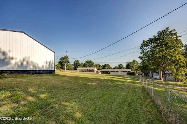 402 Duggins Dr, Elizabethtown, KY 42701