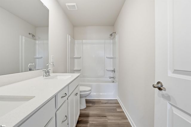 117 Farmwell Drive, Woodruff, SC 29388