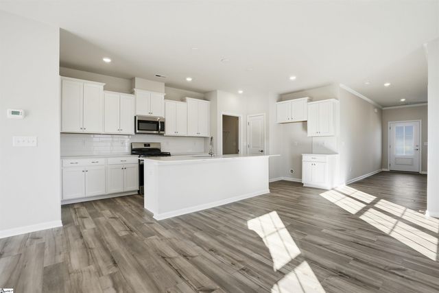 117 Farmwell Drive, Woodruff, SC 29388