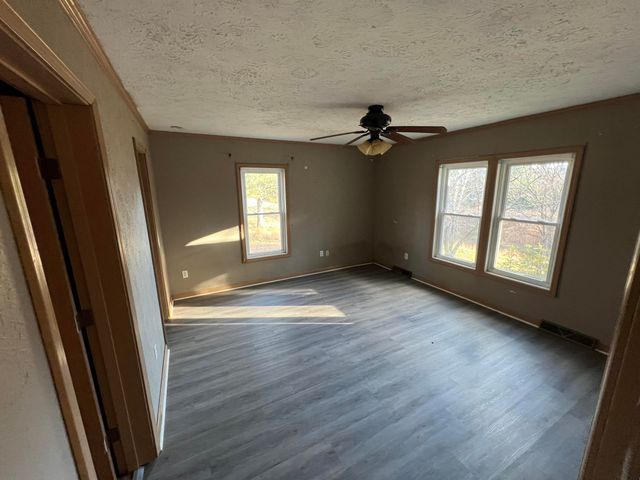 711 Mccallie Ferry Road, Soddy Daisy, TN 37379