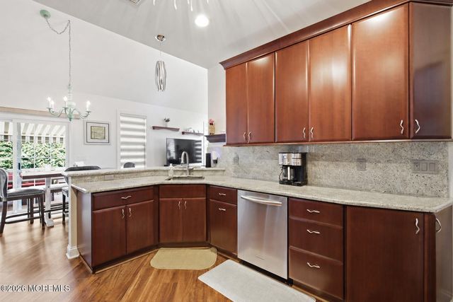 12 Courtyard Lane, Brielle, NJ 08730