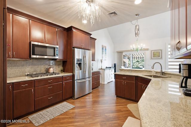 12 Courtyard Lane, Brielle, NJ 08730