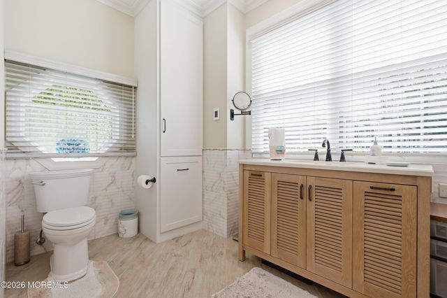 12 Courtyard Lane, Brielle, NJ 08730