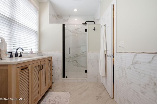 12 Courtyard Lane, Brielle, NJ 08730
