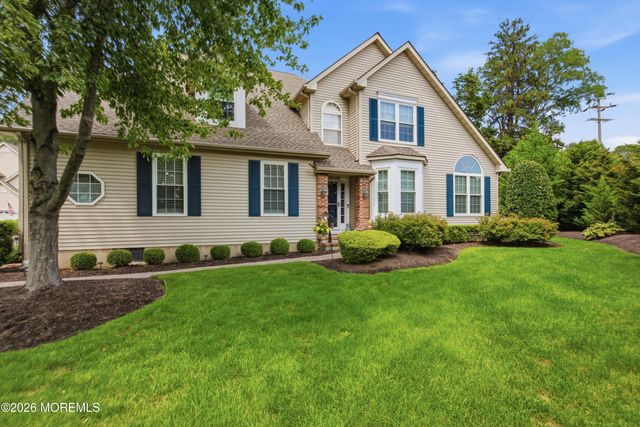 12 Courtyard Lane, Brielle, NJ 08730